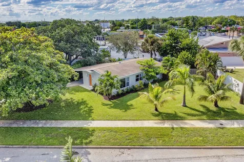 385 Hunter Street West Palm Beach FL 33405