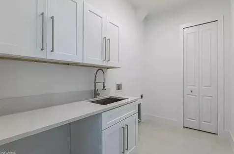 1640 Nw 38th Avenue Cape Coral FL 33993