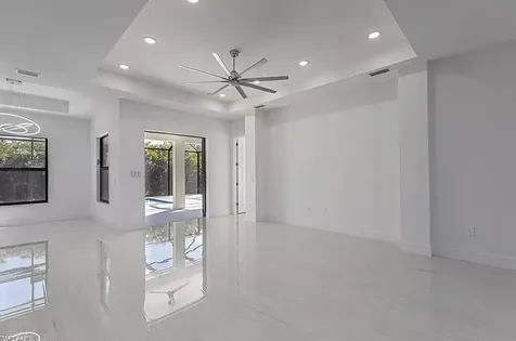 1640 Nw 38th Avenue Cape Coral FL 33993