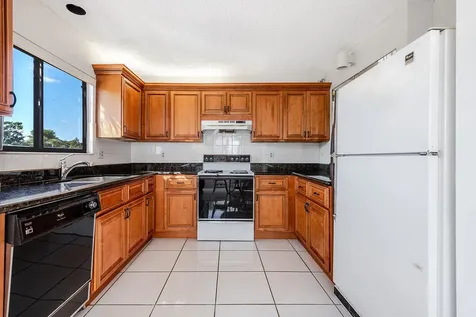 7689 Glendevon Lane Delray Beach FL 33446