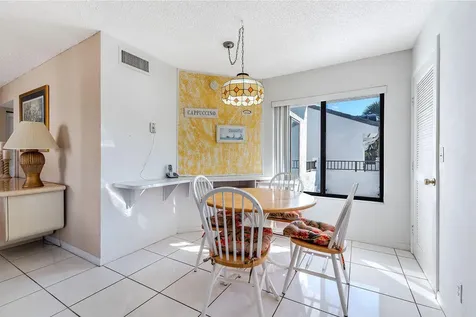 7689 Glendevon Lane Delray Beach FL 33446