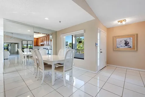7689 Glendevon Lane Delray Beach FL 33446