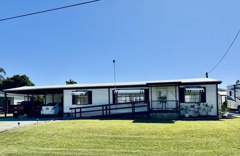 1924 Se 30th Street Okeechobee FL 34974