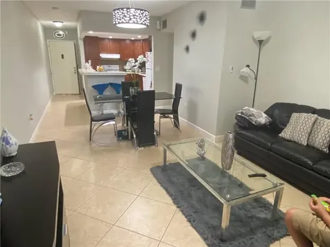 4374 Nw 9th Avenue Deerfield Beach FL 33064