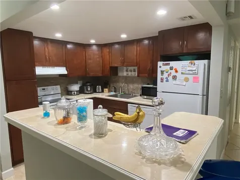 4374 Nw 9th Avenue Deerfield Beach FL 33064