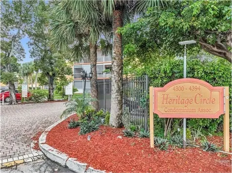 4374 Nw 9th Avenue Deerfield Beach FL 33064