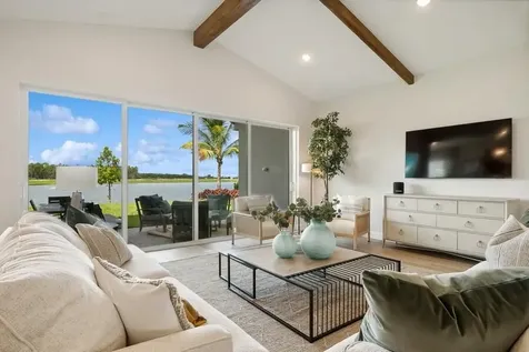 10184 Nw Field Flower Trail Port Saint Lucie FL 34987