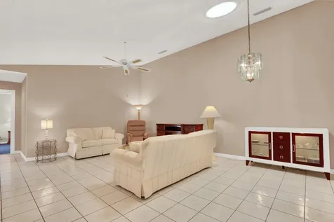1255 Nw Sun Terrace Circle Port Saint Lucie FL 34986