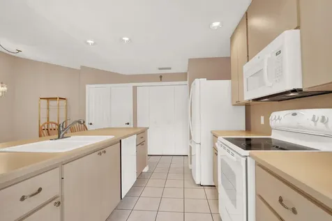 1255 Nw Sun Terrace Circle Port Saint Lucie FL 34986