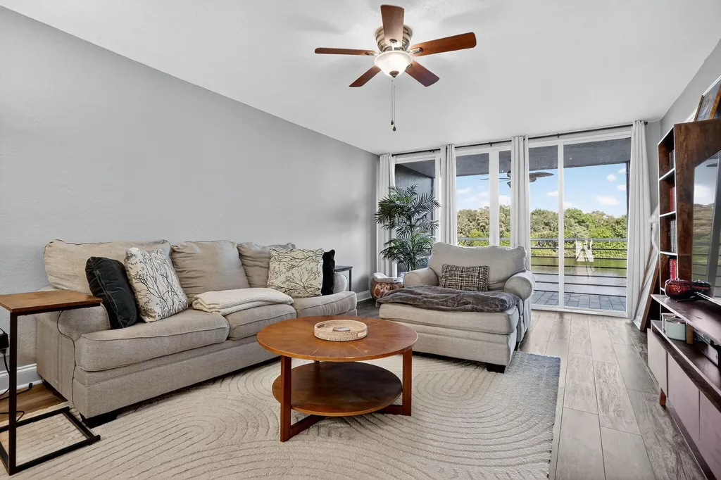 9450 Poinciana Place Davie FL 33324