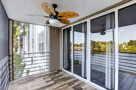 9450 Poinciana Place Davie FL 33324
