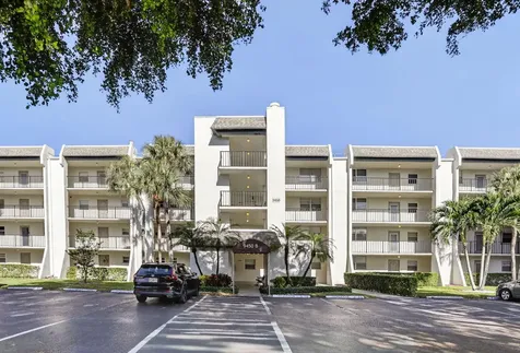 9450 Poinciana Place Davie FL 33324