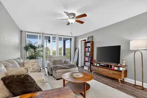 9450 Poinciana Place Davie FL 33324