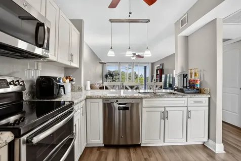 9450 Poinciana Place Davie FL 33324