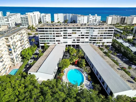 3589 S Ocean Boulevard South Palm Beach FL 33480