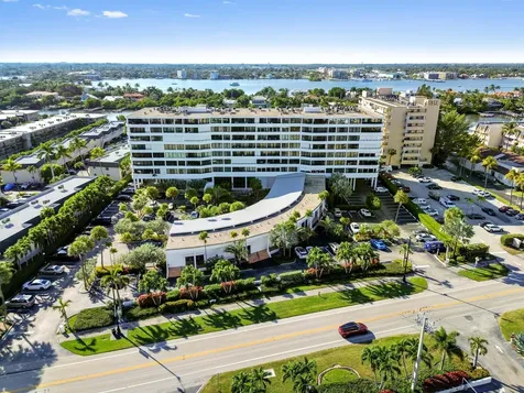 3589 S Ocean Boulevard South Palm Beach FL 33480