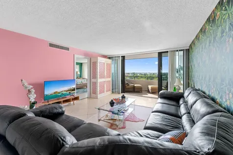3589 S Ocean Boulevard South Palm Beach FL 33480