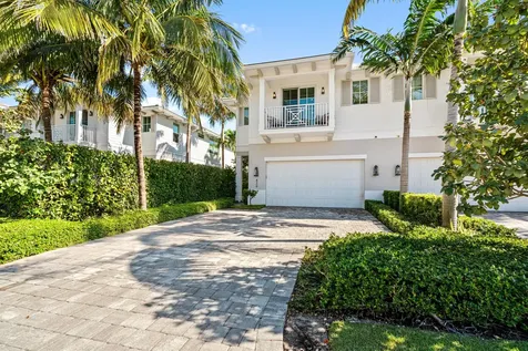 436 Ne Wavecrest Way Boca Raton FL 33432