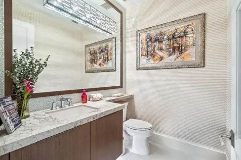 436 Ne Wavecrest Way Boca Raton FL 33432