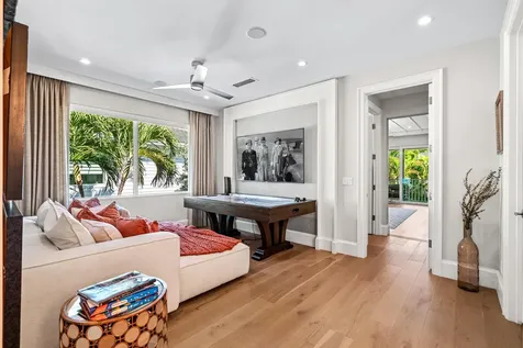 436 Ne Wavecrest Way Boca Raton FL 33432