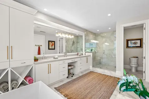 436 Ne Wavecrest Way Boca Raton FL 33432