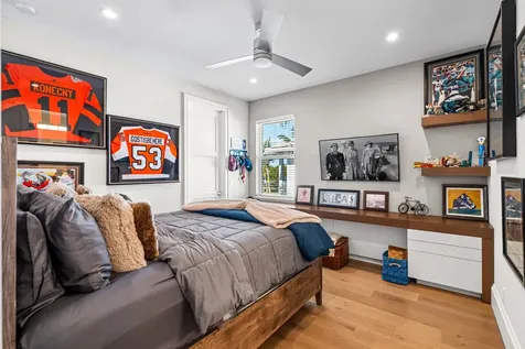 436 Ne Wavecrest Way Boca Raton FL 33432