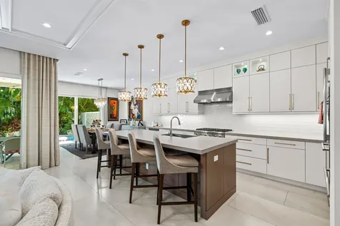 436 Ne Wavecrest Way Boca Raton FL 33432