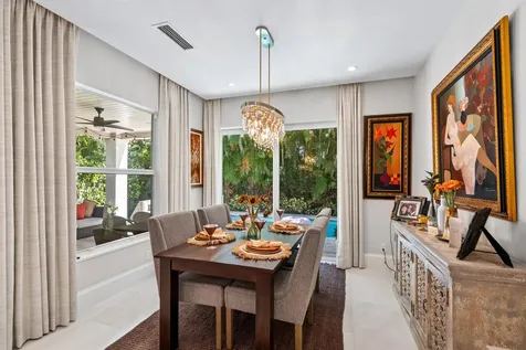 436 Ne Wavecrest Way Boca Raton FL 33432