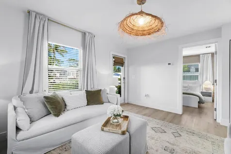 512 49th Street West Palm Beach FL 33407