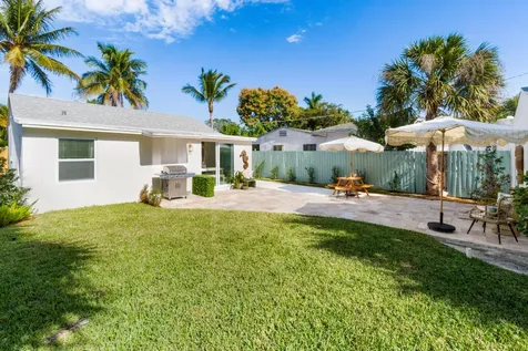 512 49th Street West Palm Beach FL 33407