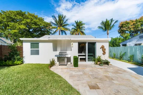 512 49th Street West Palm Beach FL 33407
