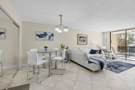 500 Egret Circle Delray Beach FL 33444