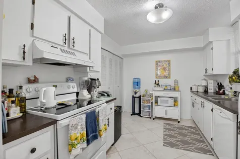 500 Egret Circle Delray Beach FL 33444
