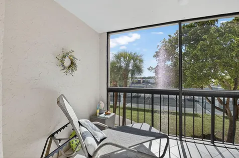 500 Egret Circle Delray Beach FL 33444