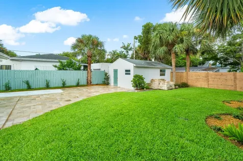 512 49th Street West Palm Beach FL 33407