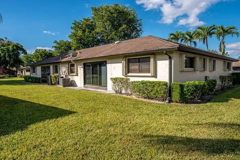4760 Greentree Way Boynton Beach FL 33436