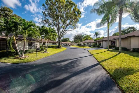 4760 Greentree Way Boynton Beach FL 33436