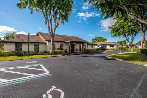 4760 Greentree Way Boynton Beach FL 33436
