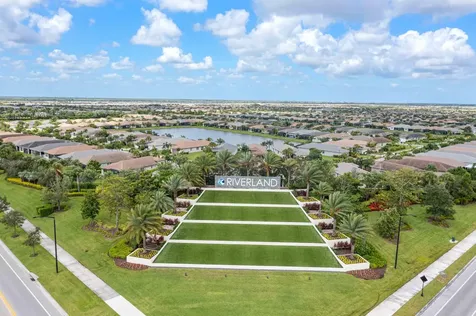 11974 Sw Laguna Bay Parkway Port Saint Lucie FL 34987