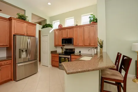 8813 Champions Way Port Saint Lucie FL 34986