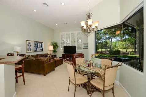 8813 Champions Way Port Saint Lucie FL 34986