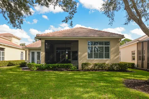 8813 Champions Way Port Saint Lucie FL 34986