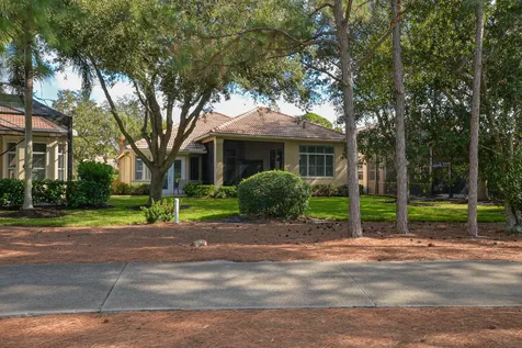 8813 Champions Way Port Saint Lucie FL 34986