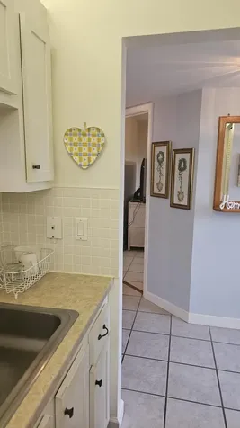 3138 Via Poinciana Lake Worth FL 33467