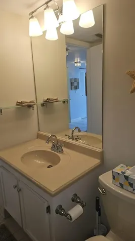 3138 Via Poinciana Lake Worth FL 33467