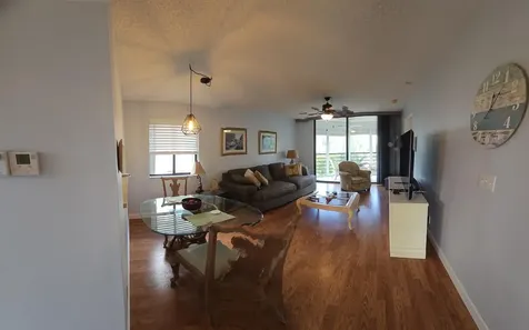 3138 Via Poinciana Lake Worth FL 33467