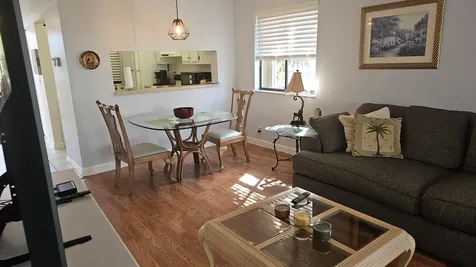 3138 Via Poinciana Lake Worth FL 33467