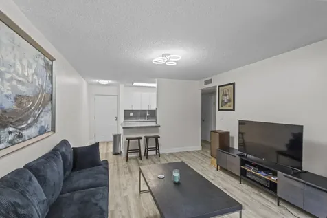 2000 N Congress Avenue West Palm Beach FL 33401
