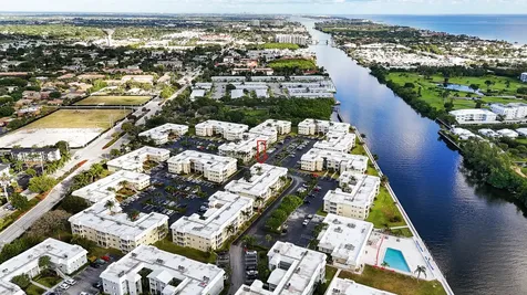14 Colonial Club Drive Boynton Beach FL 33435