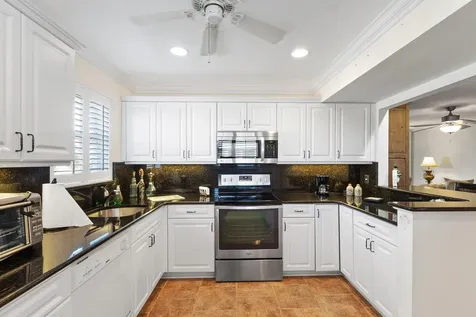 14 Colonial Club Drive Boynton Beach FL 33435